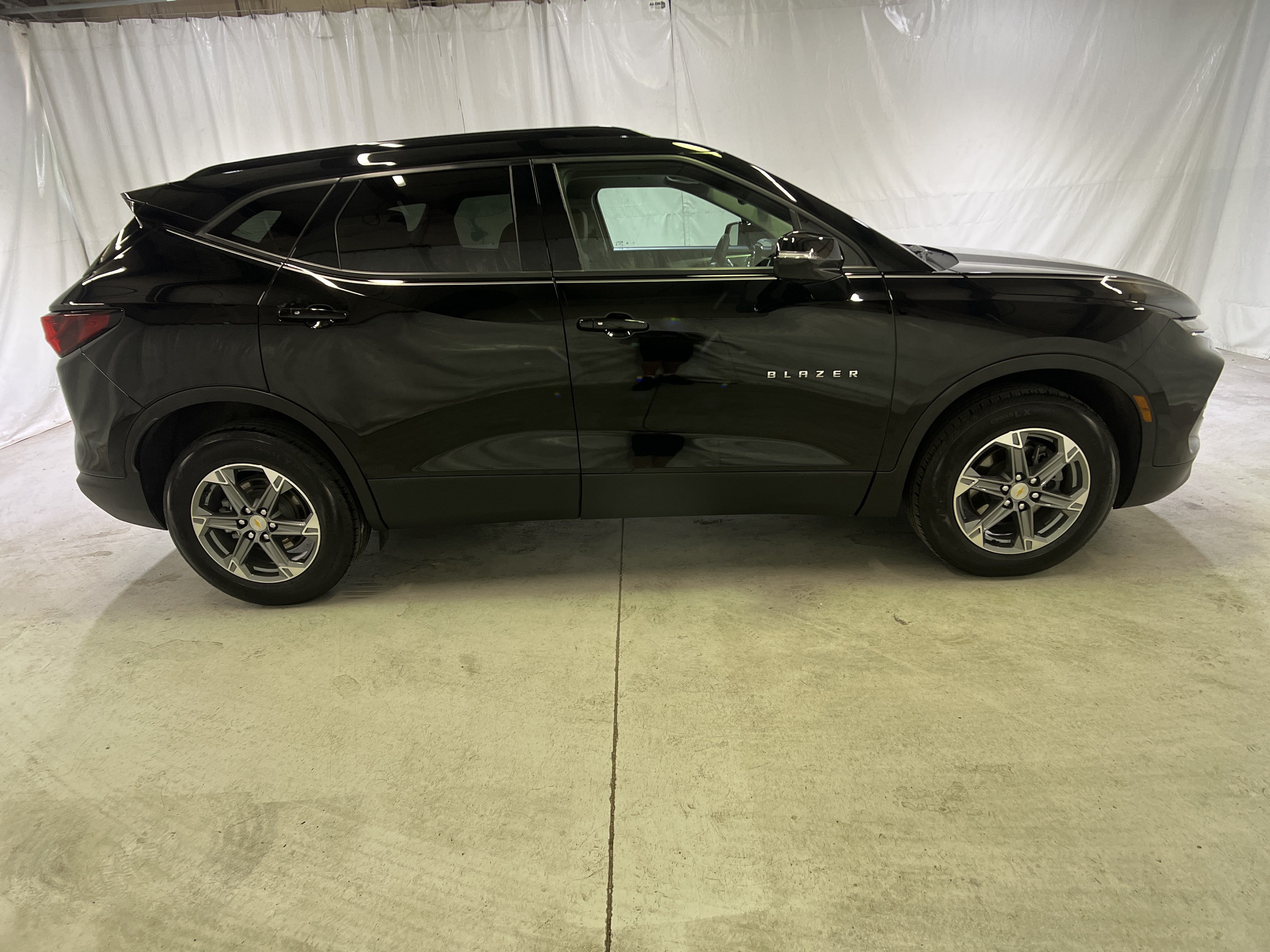 Certified 2024 Chevrolet Blazer LT w/ LPO, Floor Liner Package AWD/4WD image 12