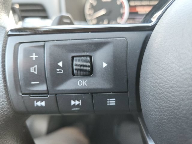 Used 2021 Nissan Rogue SV FWD image 34
