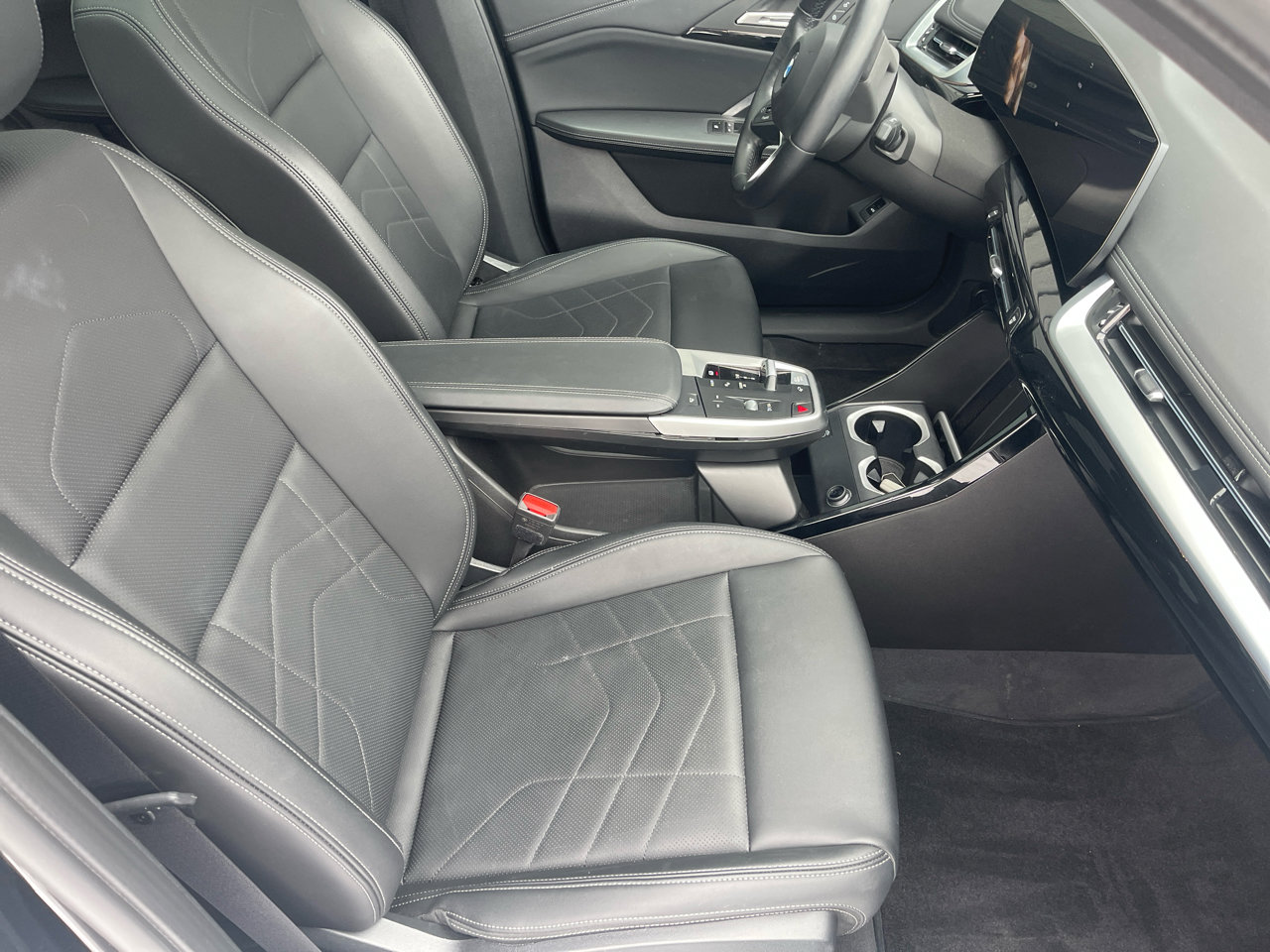 Used 2025 BMW X1 xDrive28i image 13