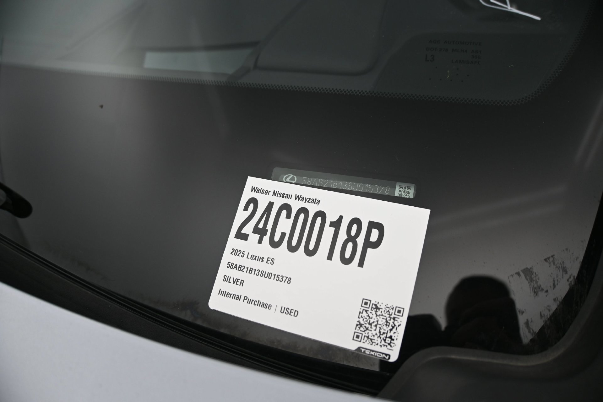Used 2025 Lexus ES 300h FWD image 27