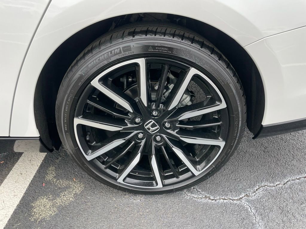 Certified 2025 Honda Accord Touring image 43