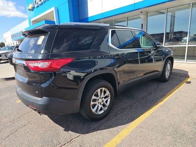 Used 2018 Chevrolet Traverse LT image 3
