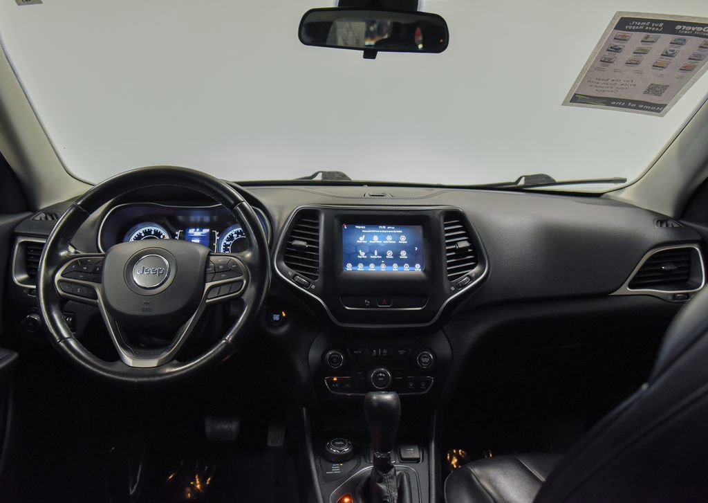 Used 2020 Jeep Cherokee Latitude Plus w/ Cold Weather Group image 20