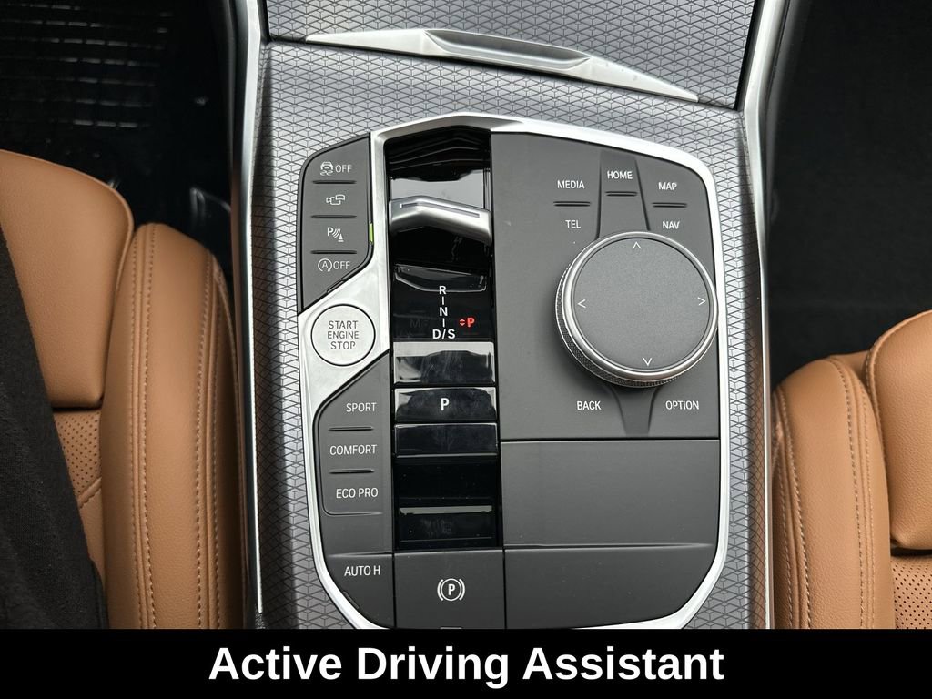 Used 2025 BMW 330i xDrive Sedan w/ M Sport Package image 26