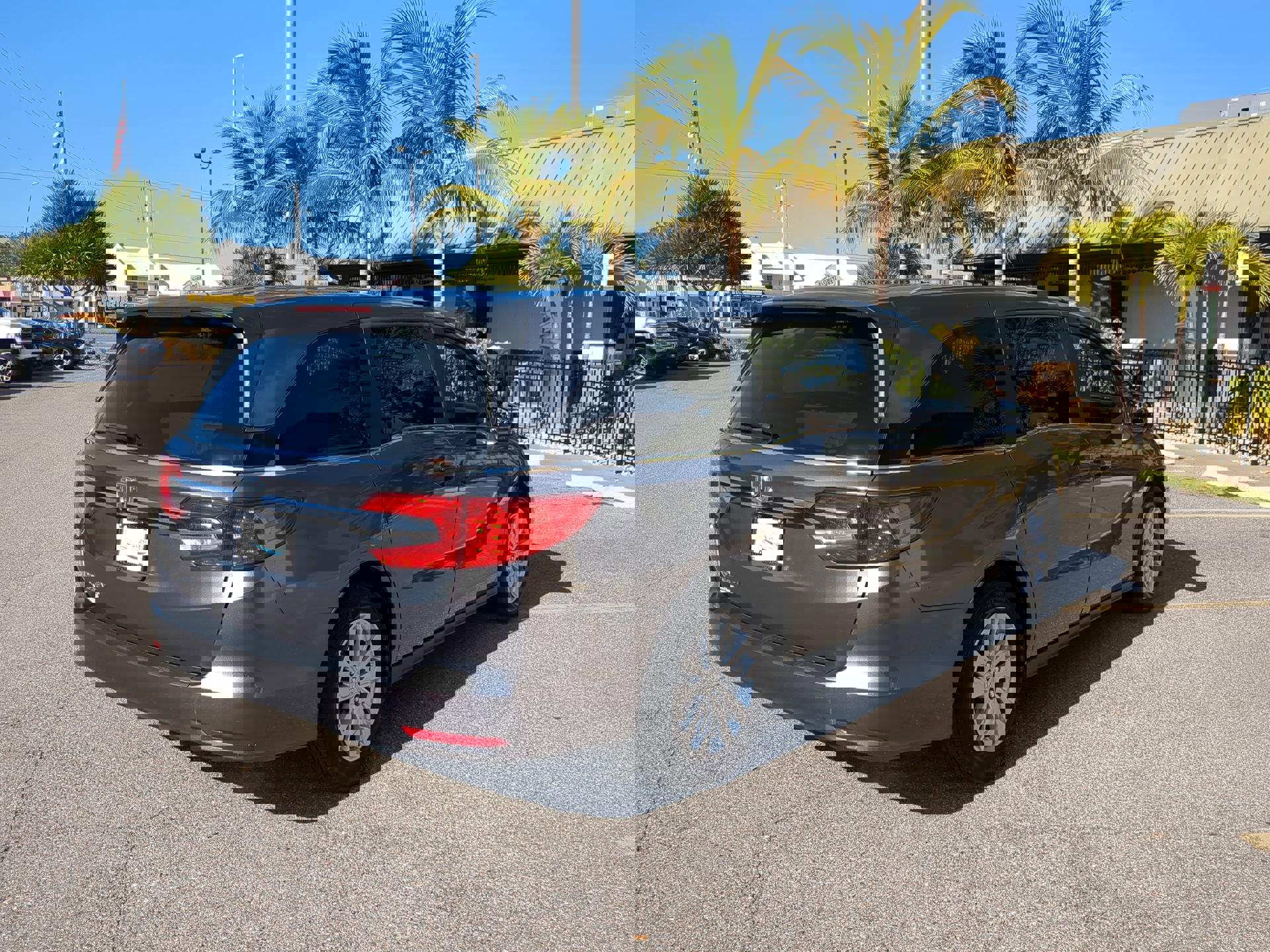 Used 2019 Honda Odyssey LX image 6