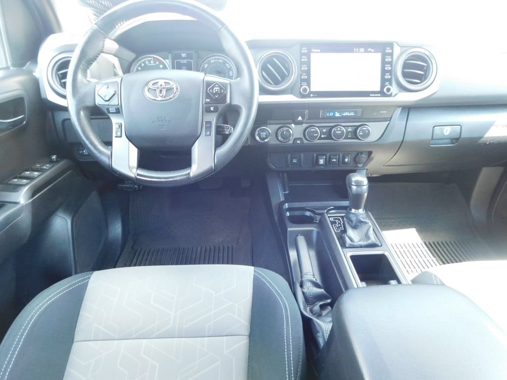 Used 2023 Toyota Tacoma TRD Sport AWD/4WD image 19
