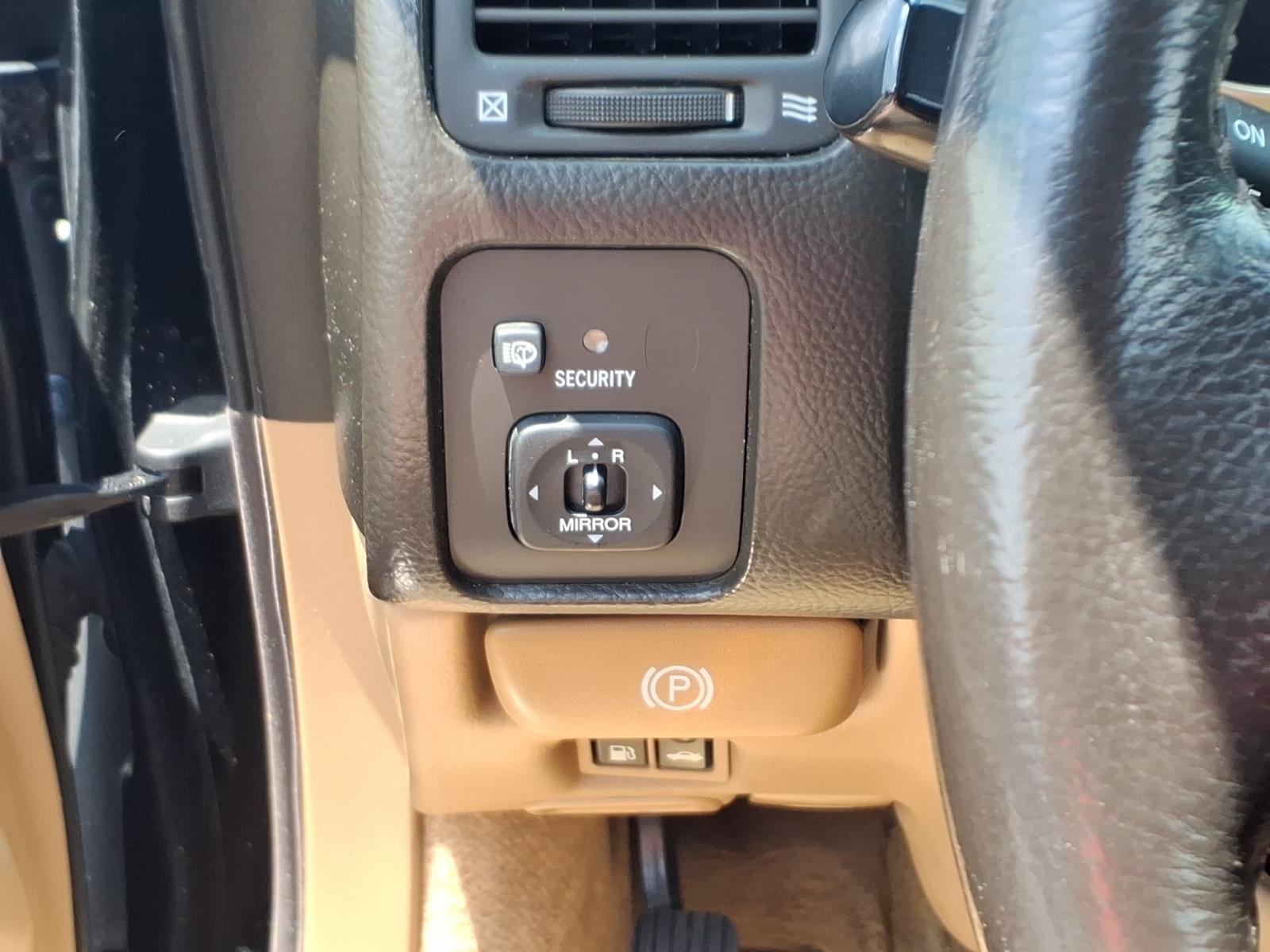 Used 2009 Lexus SC 430 Convertible RWD image 22