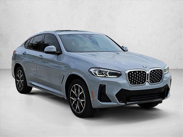 Used 2023 BMW X4 xDrive30i w/ M Sport Package AWD/4WD image 3