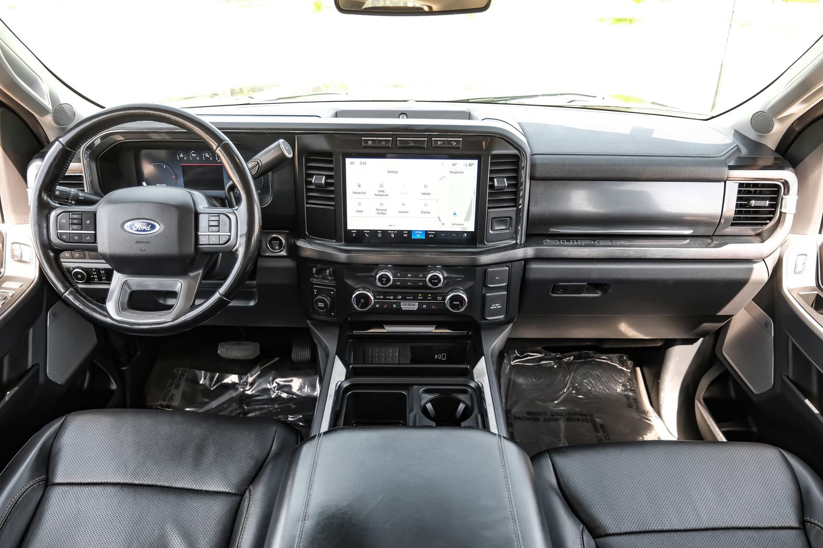 Used 2023 Ford F350 Lariat image 18