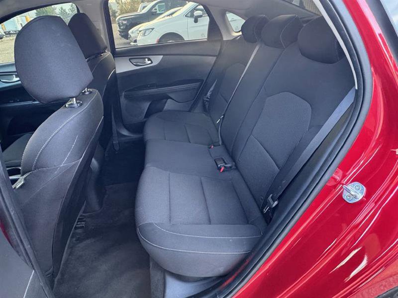 Used 2021 Kia Forte LXS image 28