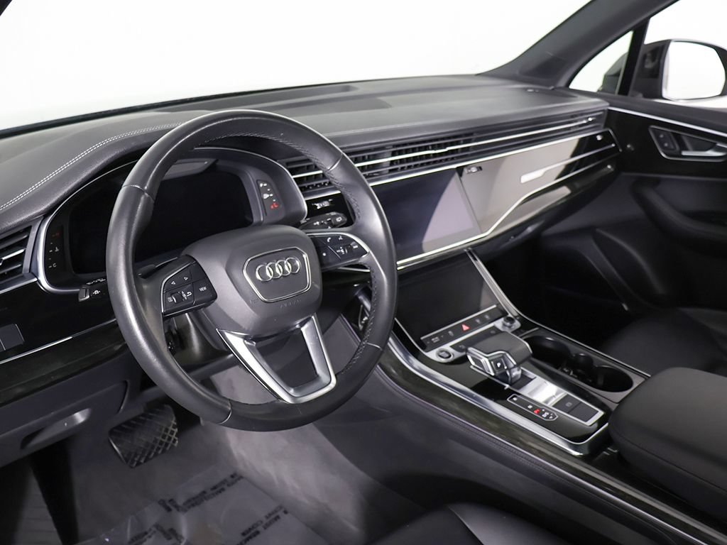Used 2023 Audi Q7 2.0T Premium Plus w/ Premium Plus Package AWD/4WD image 31