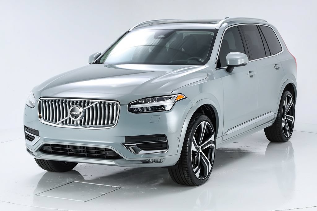 Used 2025 Volvo XC90 B6 Ultra w/ Protection Package AWD/4WD image 41