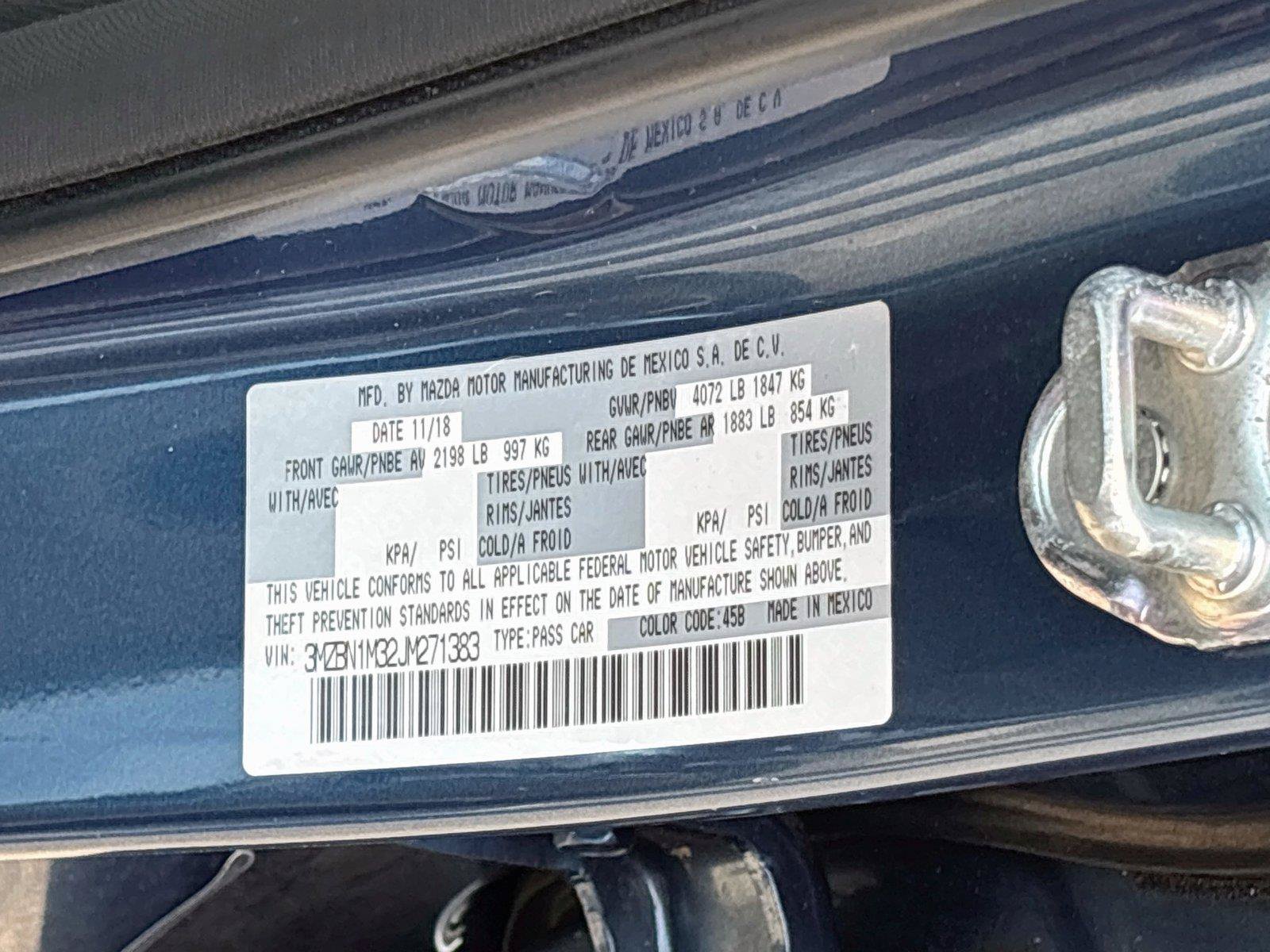 Used 2018 MAZDA MAZDA3 Grand Touring FWD image 32