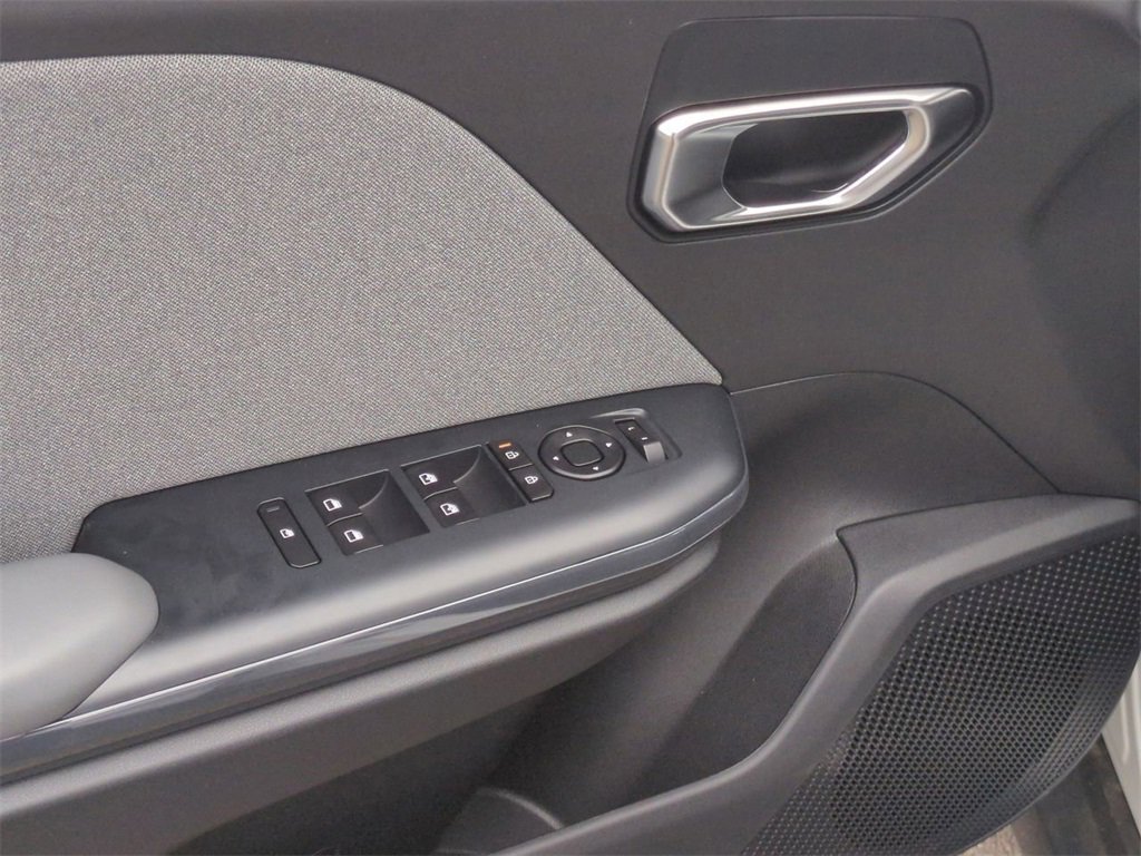 New 2025 Kia K4 EX image 21