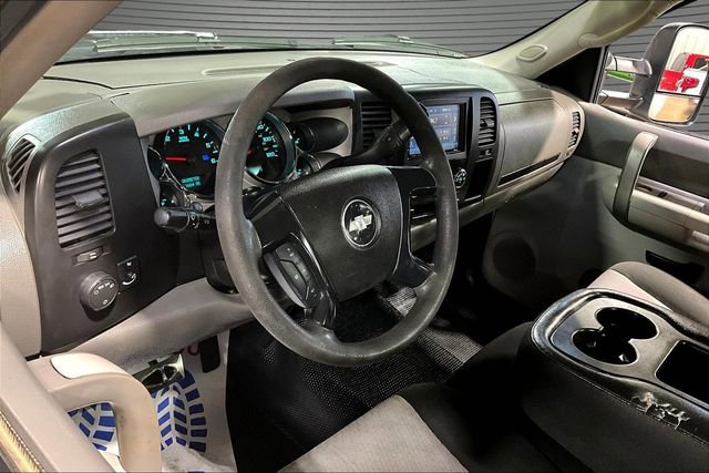 Used 2007 Chevrolet Silverado 3500 W/T w/ LS Package RWD image 13