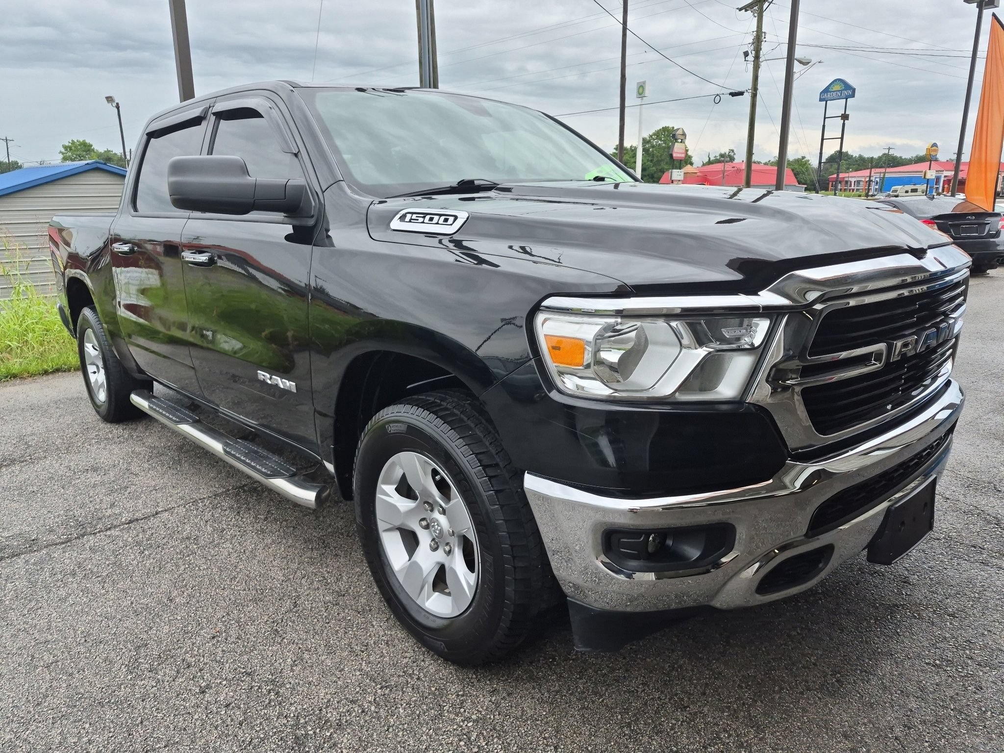 Used 2019 RAM 1500 Big Horn AWD/4WD image 1