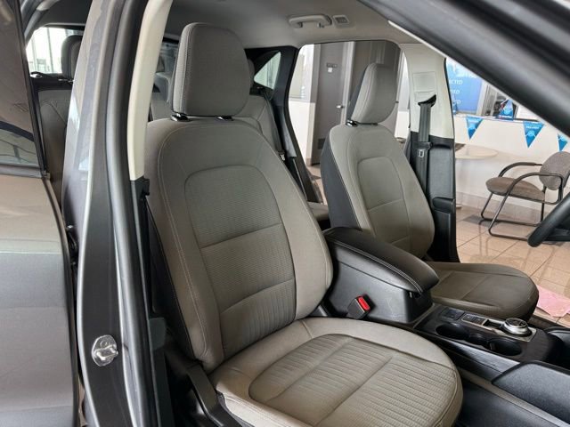 Used 2021 Ford Escape S image 25