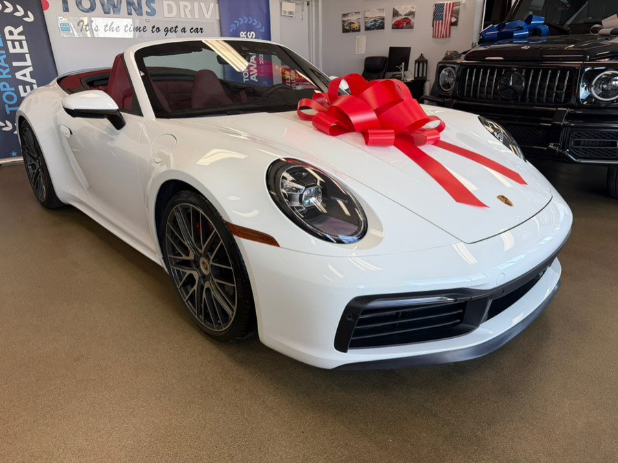 Used 2024 Porsche 911 Carrera 4S AWD/4WD image 4