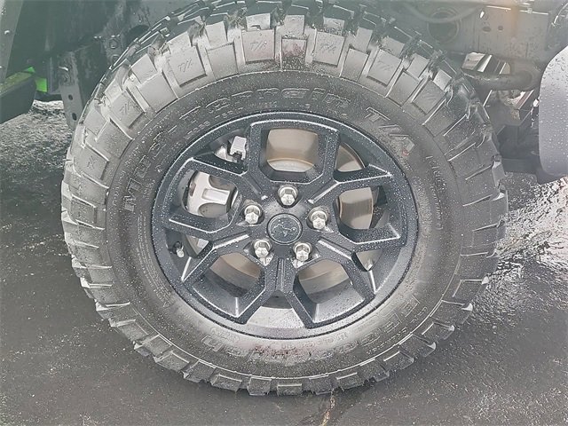 Used 2025 Jeep Gladiator Sport image 9