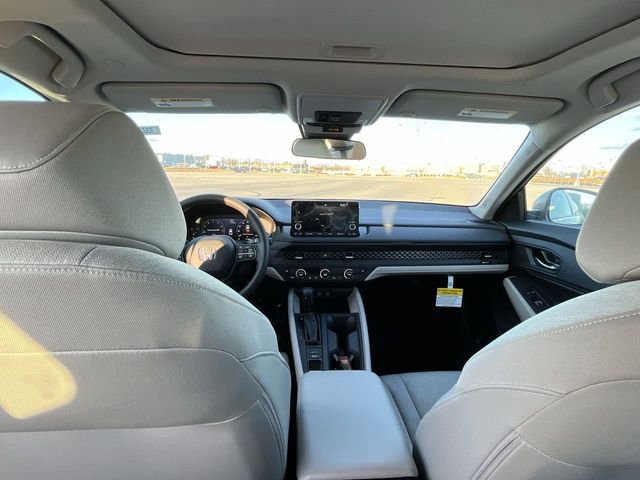 Used 2023 Honda Accord EX image 28