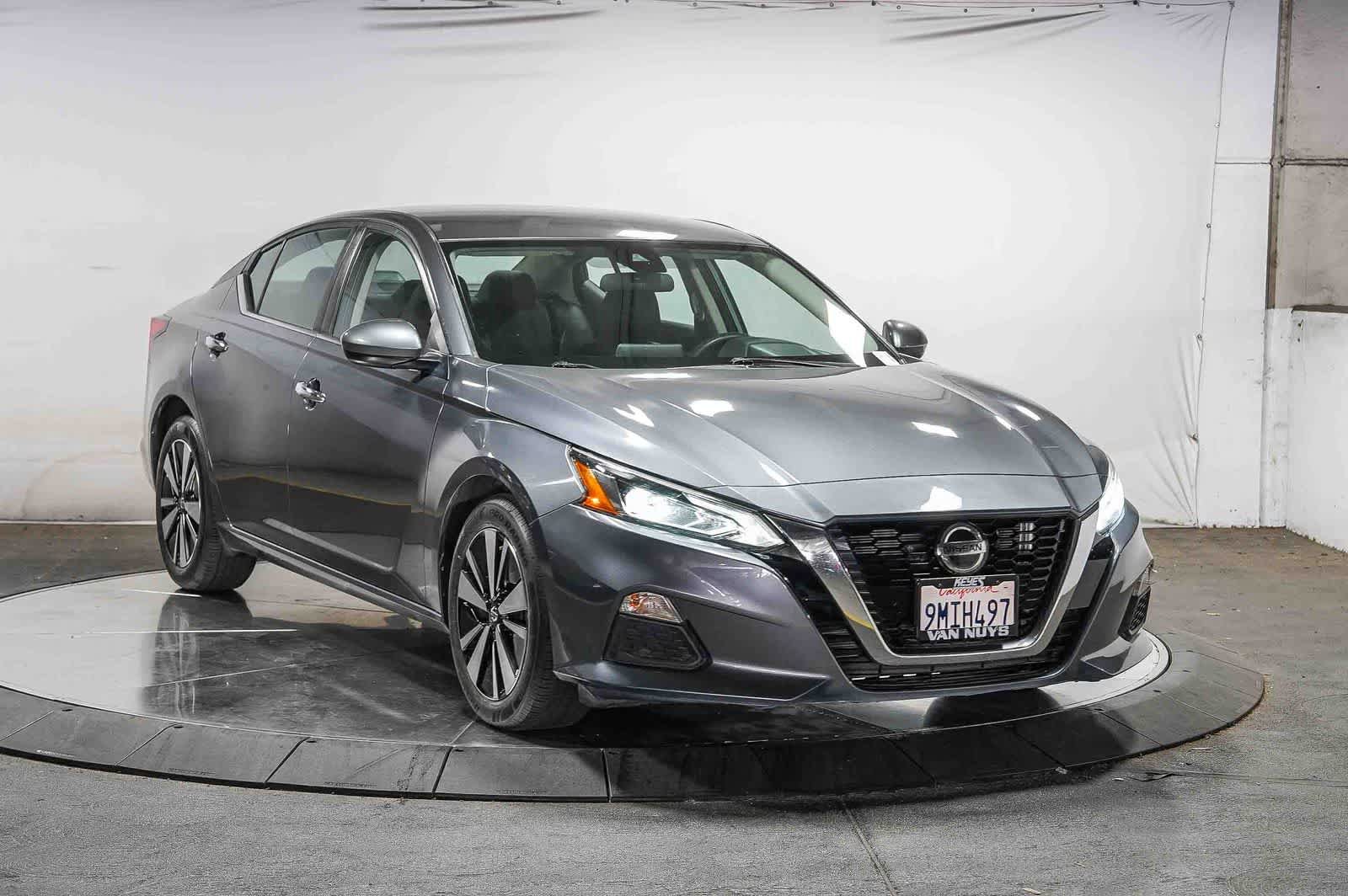 Used 2021 Nissan Altima 2.5 SV FWD image 5