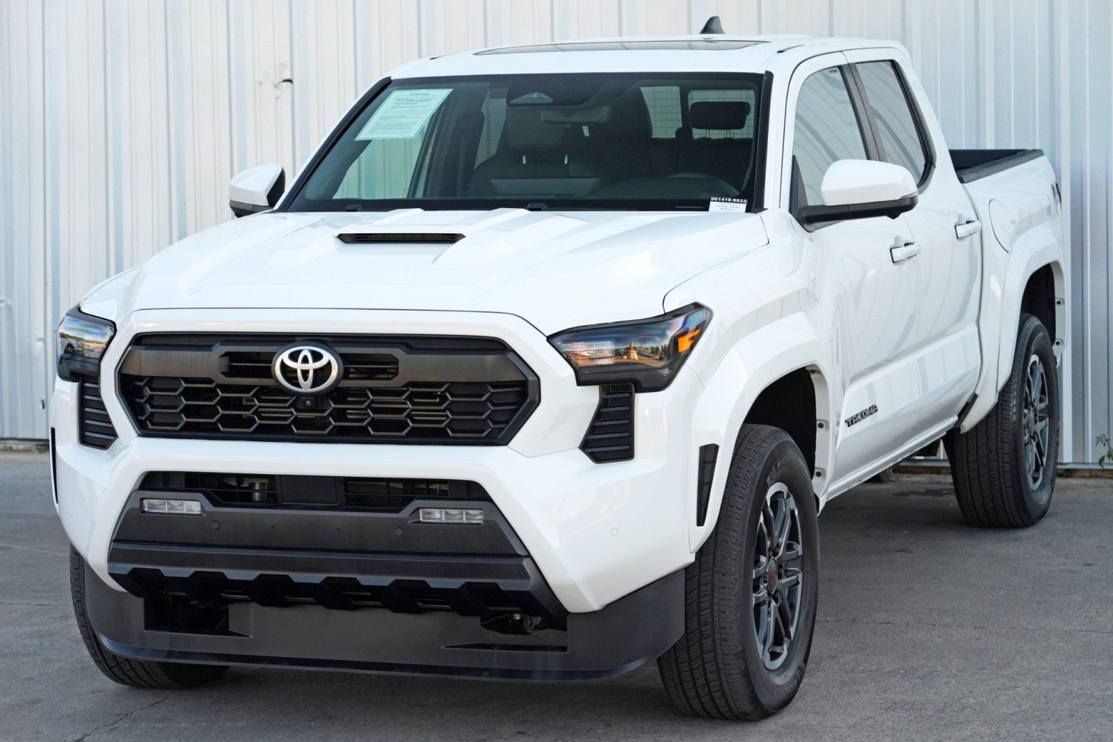 Used 2024 Toyota Tacoma TRD Sport w/ TRD Sport Premium Package AWD/4WD image 50