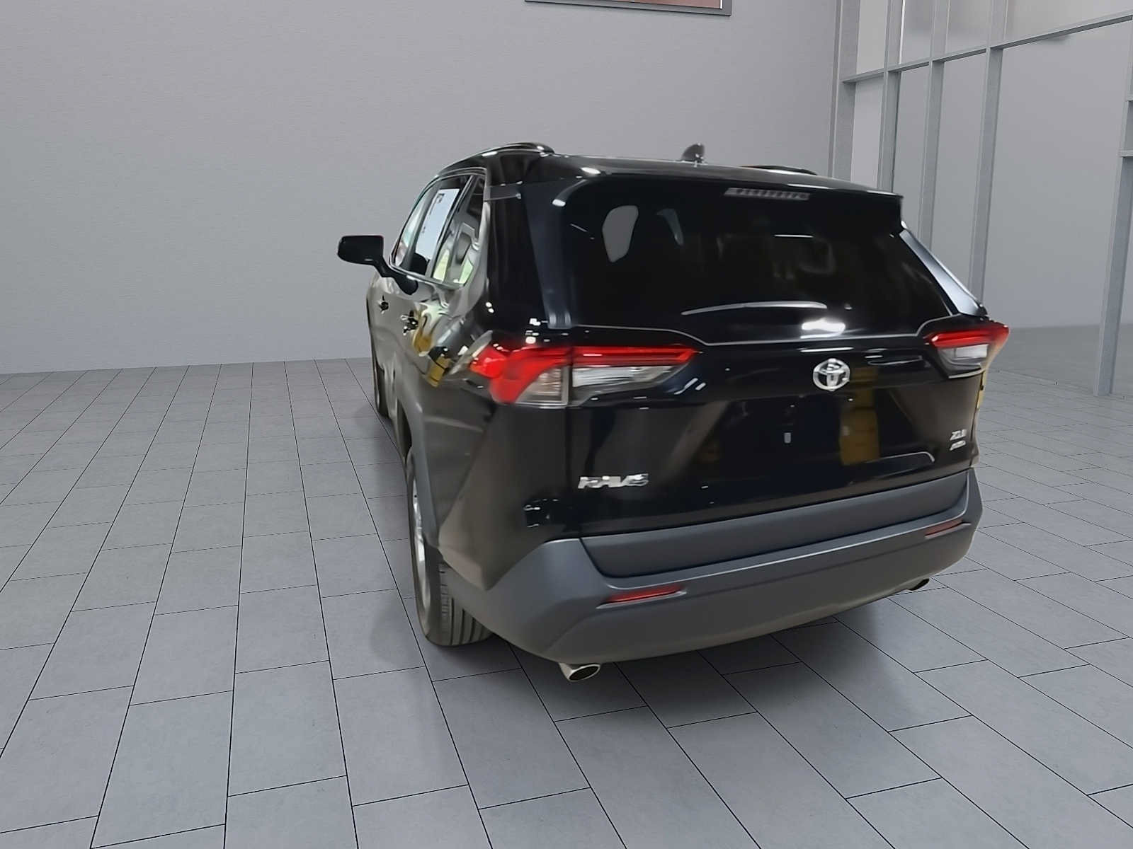Certified 2025 Toyota RAV4 XLE AWD/4WD image 7