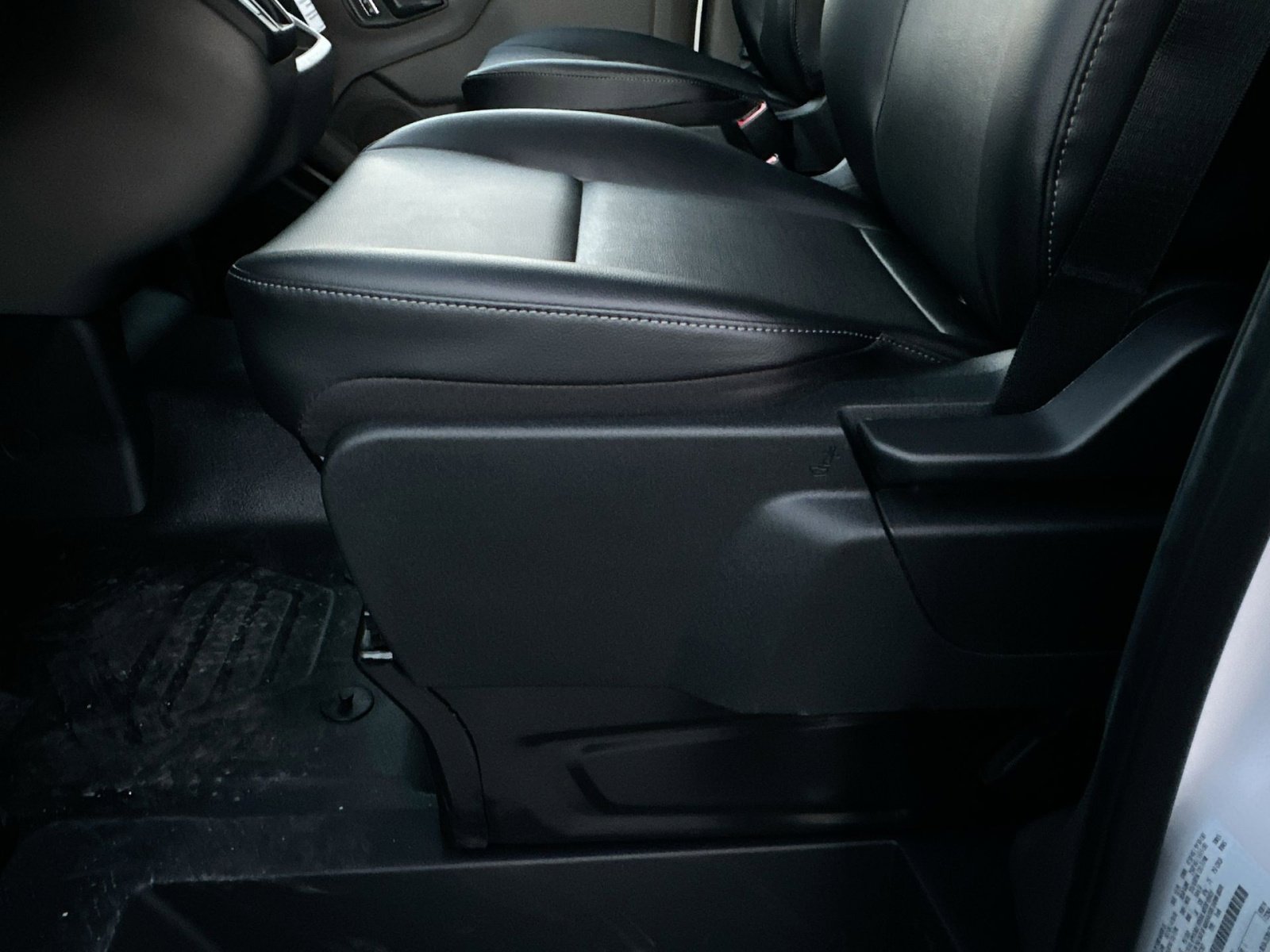 New 2026 Ford Transit 250 148 Medium Roof w/ Load Area Protection Package image 14