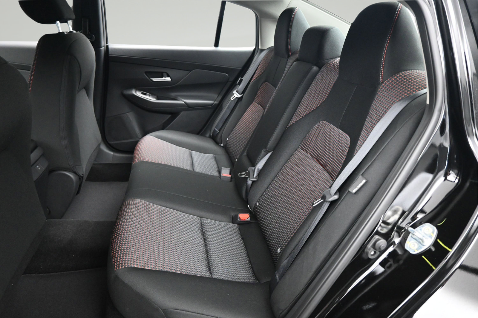 Used 2026 Nissan Sentra SR w/ Floor Mat Package FWD image 11