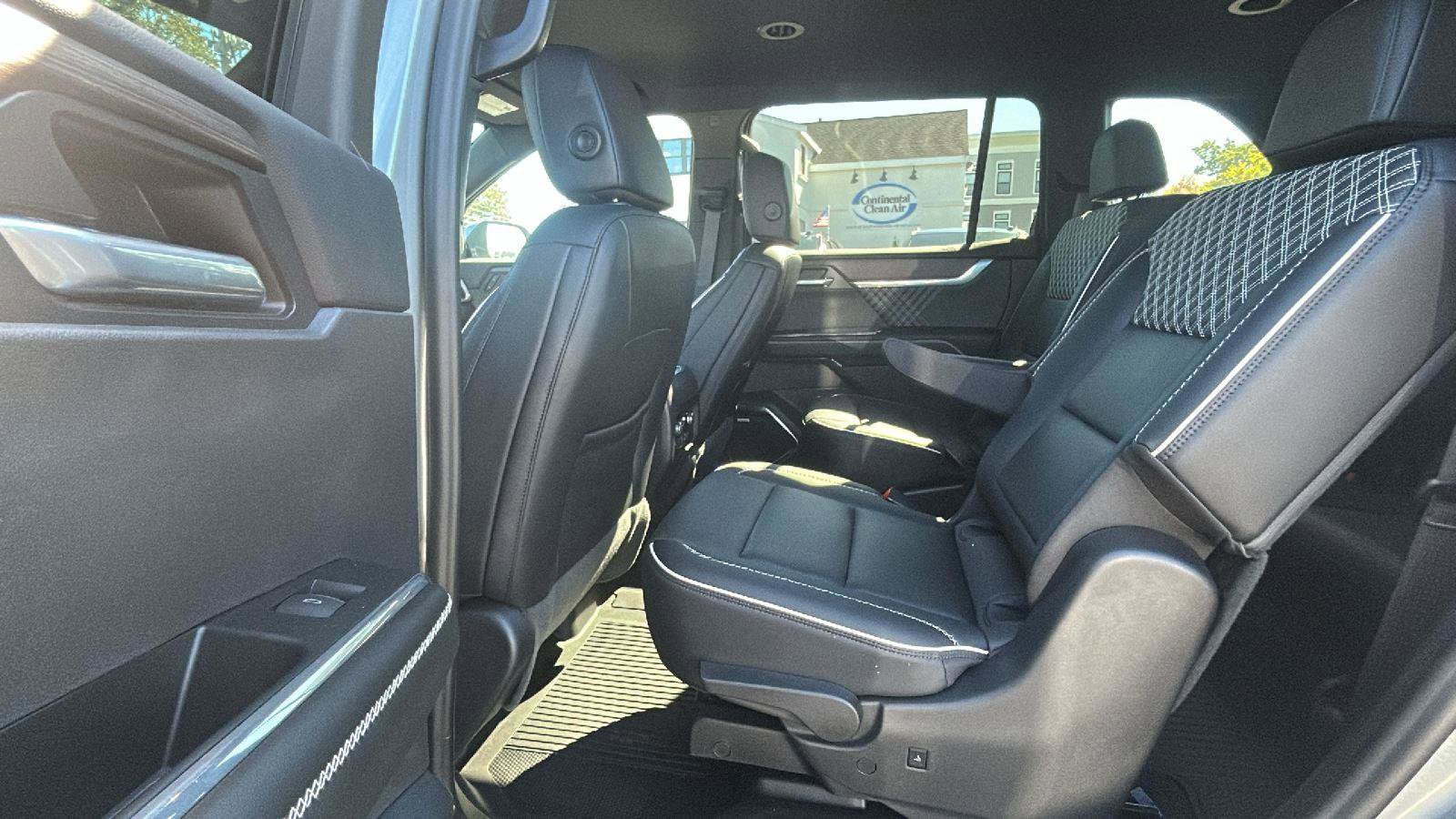 New 2024 GMC Acadia Denali w/ LPO, Floor Liner Package image 24