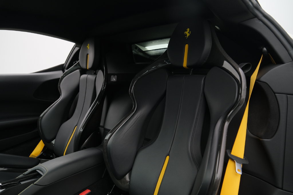 Used 2021 Ferrari SF90 Stradale AWD/4WD image 9