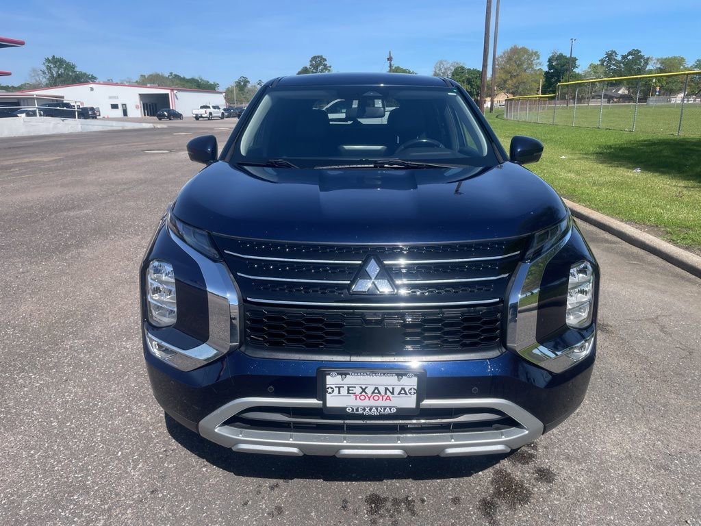 Used 2023 Mitsubishi Outlander SE image 7