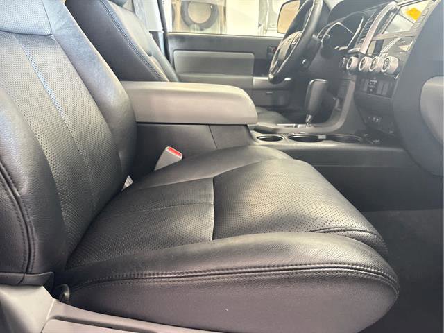 Used 2022 Toyota Sequoia SR5 image 41