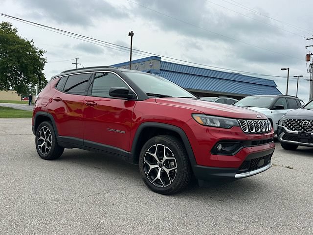 Used 2025 Jeep Compass Limited AWD/4WD image 11