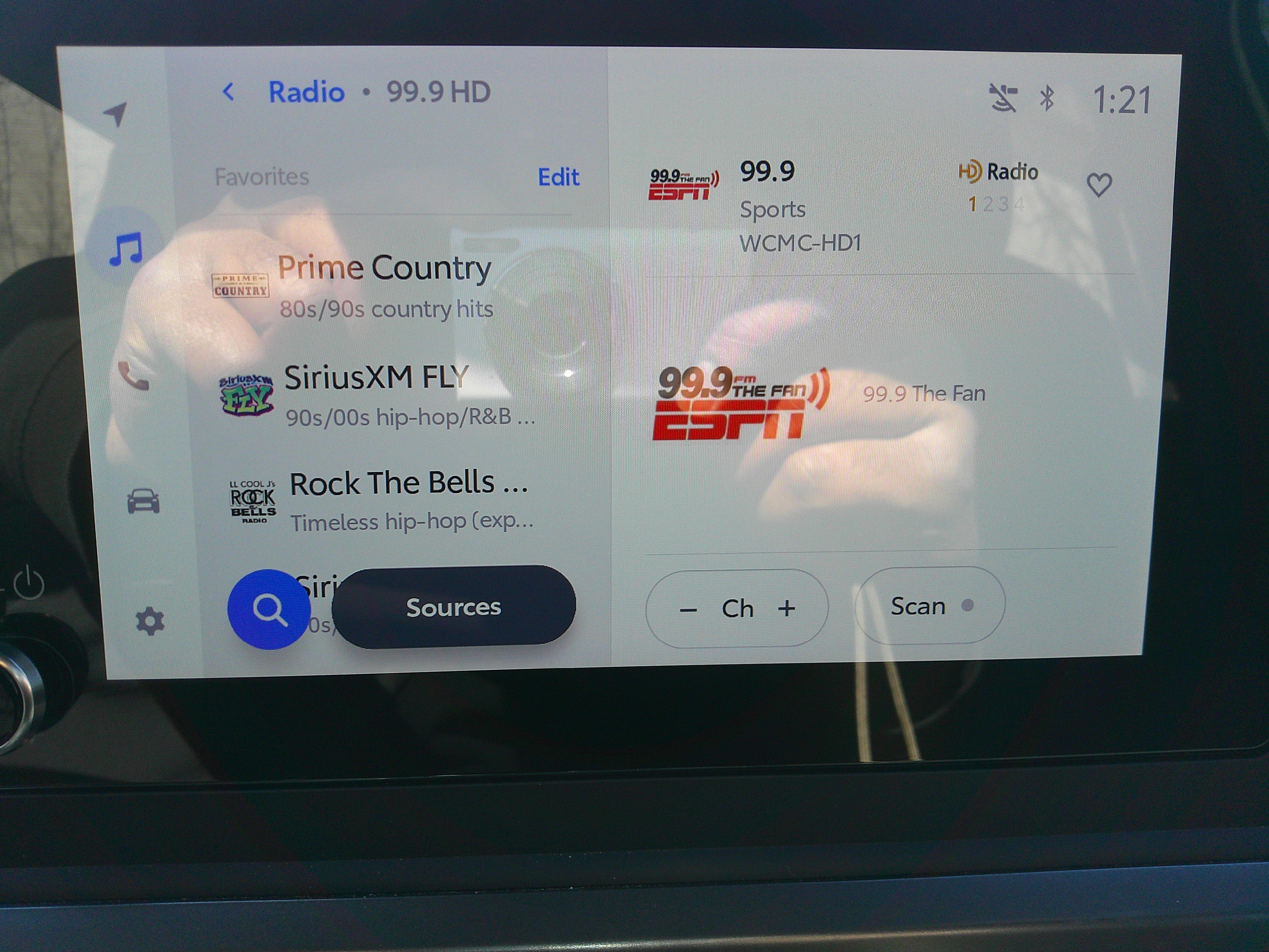 Used 2025 Toyota Tacoma SR5 image 39