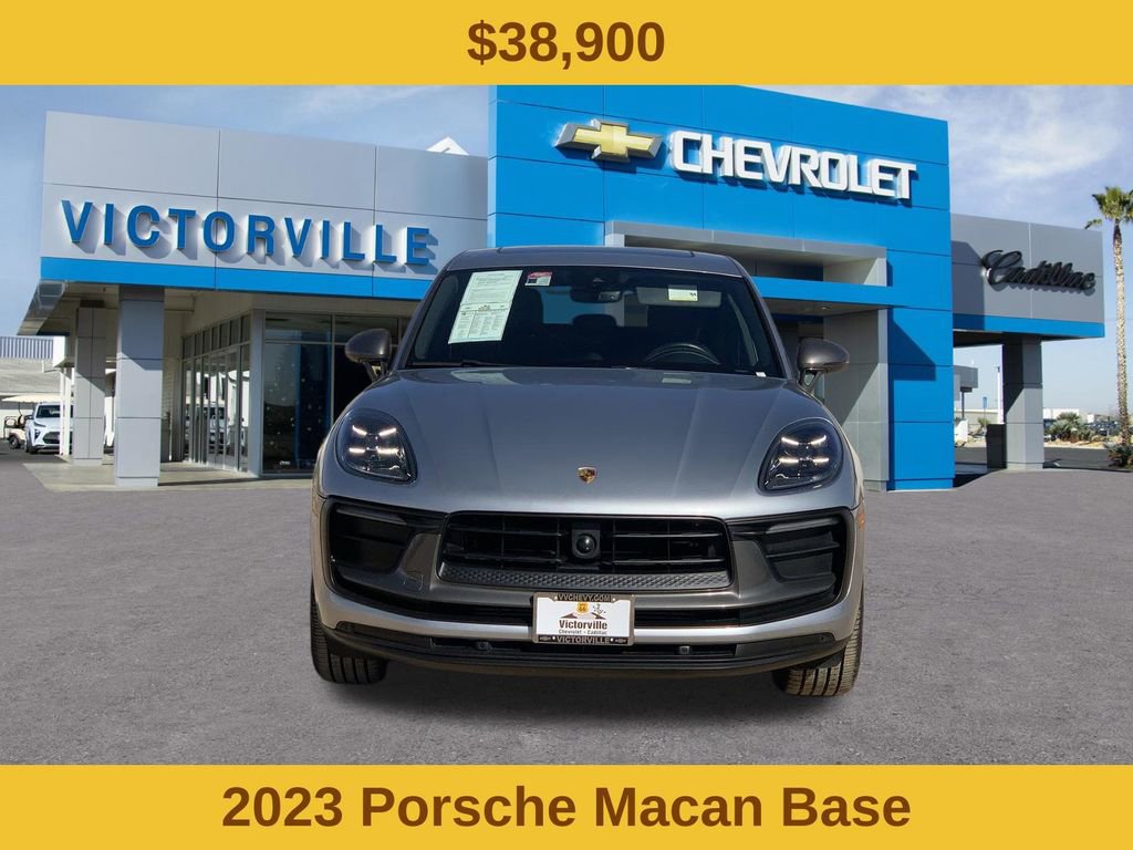 Used 2023 Porsche Macan Base image 2