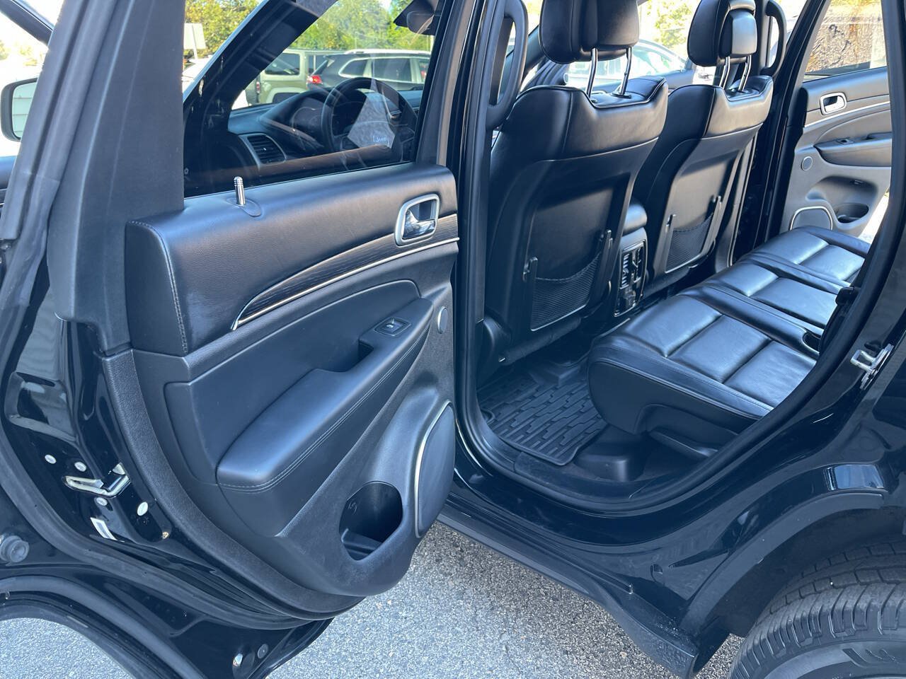 Used 2018 Jeep Grand Cherokee High Altitude AWD/4WD image 19