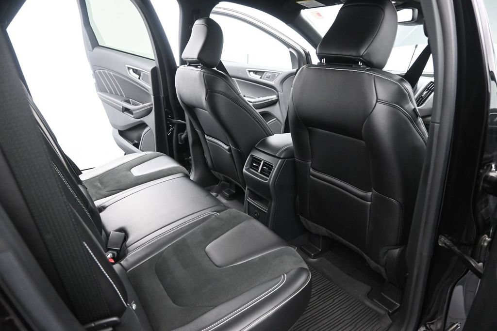Used 2023 Ford Edge ST AWD/4WD image 18