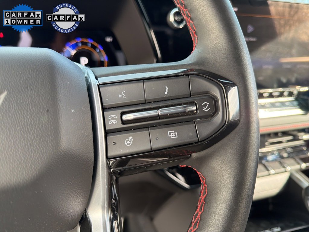 Used 2025 Chevrolet Colorado Z71 w/ Technology Package image 30