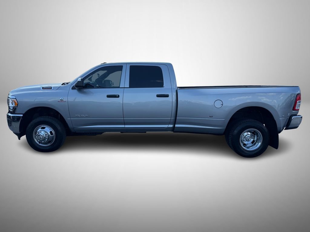 Used 2022 RAM 3500 Tradesman AWD/4WD image 6