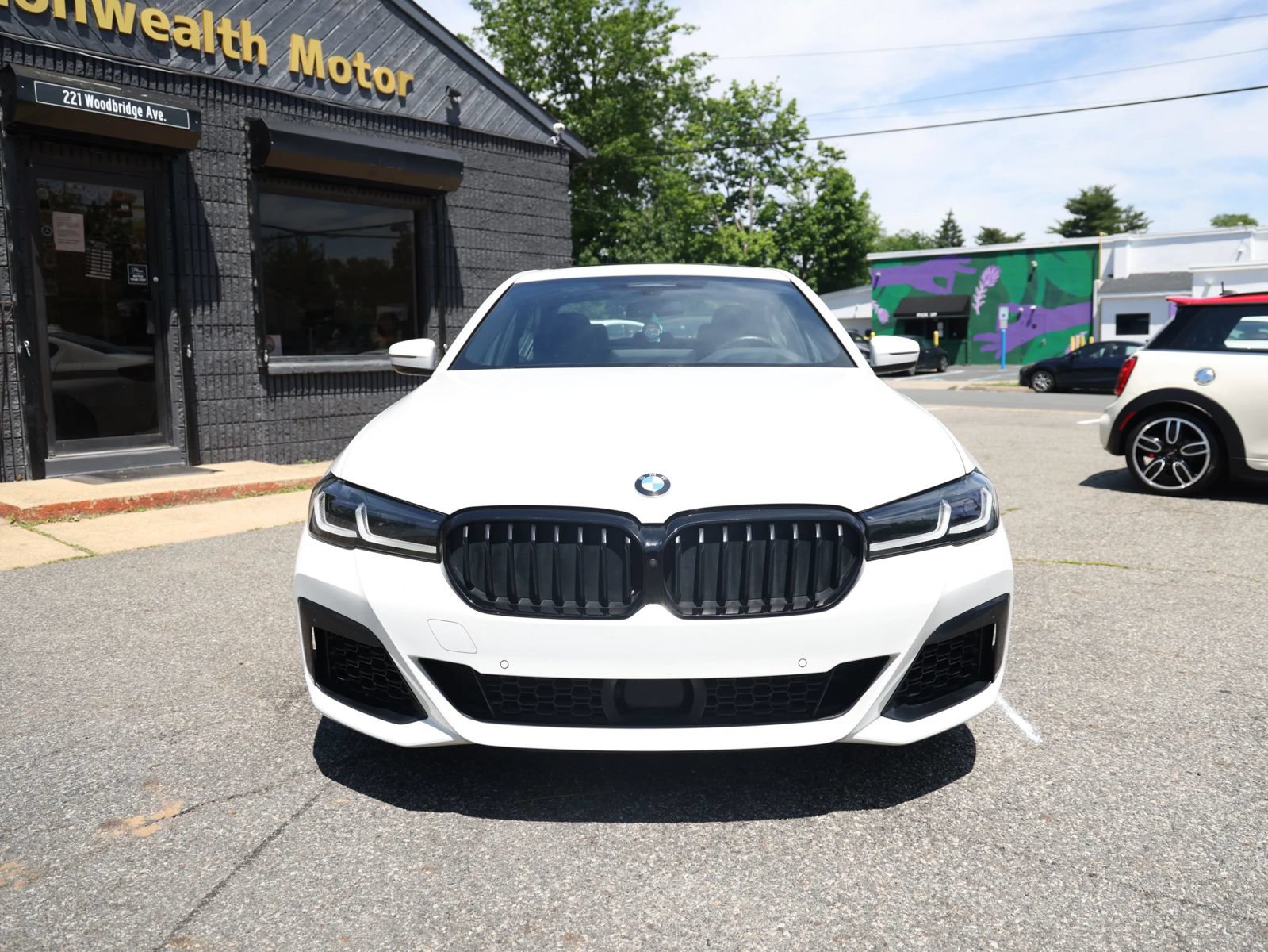 Used 2022 BMW M550i xDrive AWD/4WD image 2