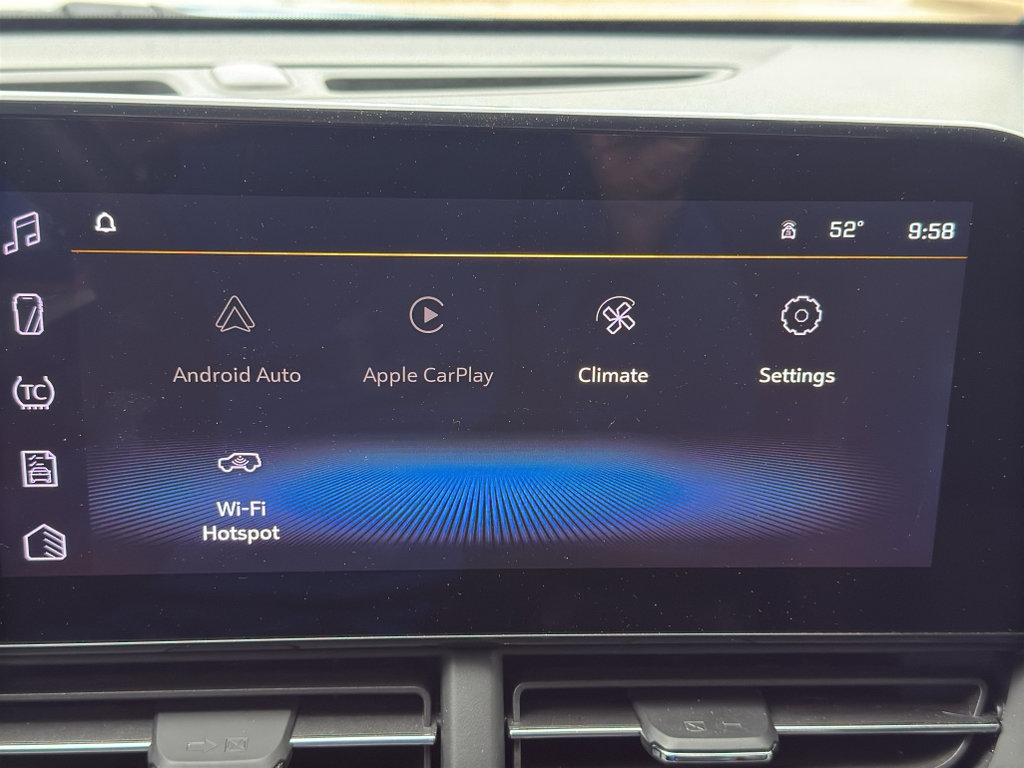 Used 2025 Chevrolet Trax RS w/ Sunroof Package image 30