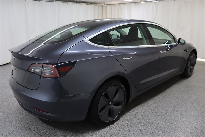 Used 2020 Tesla Model 3 Standard Range RWD image 6
