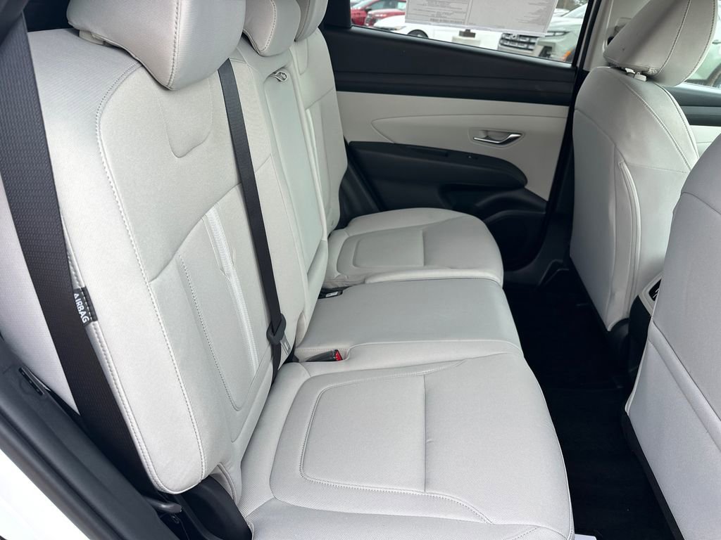 New 2026 Hyundai Tucson SEL FWD image 16