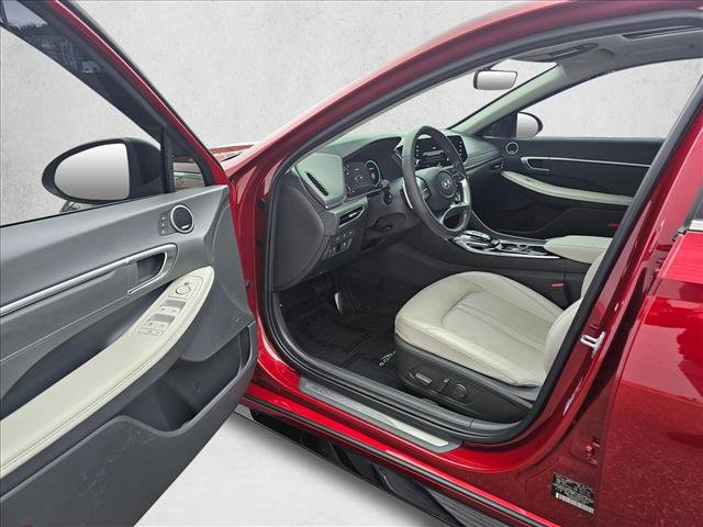 Used 2023 Hyundai Sonata Limited image 18