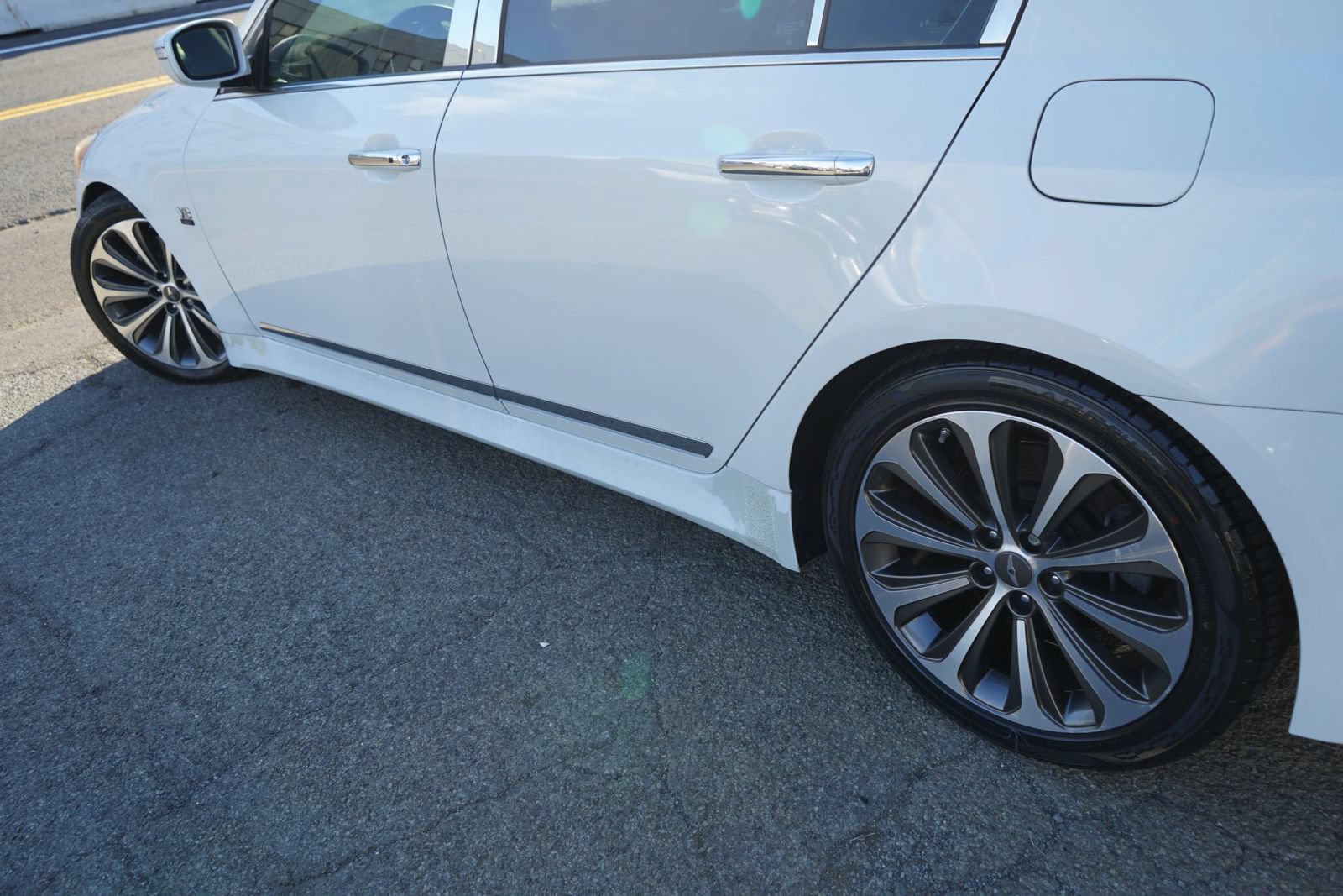 Used 2013 Hyundai Genesis 5.0 R-Spec RWD image 6