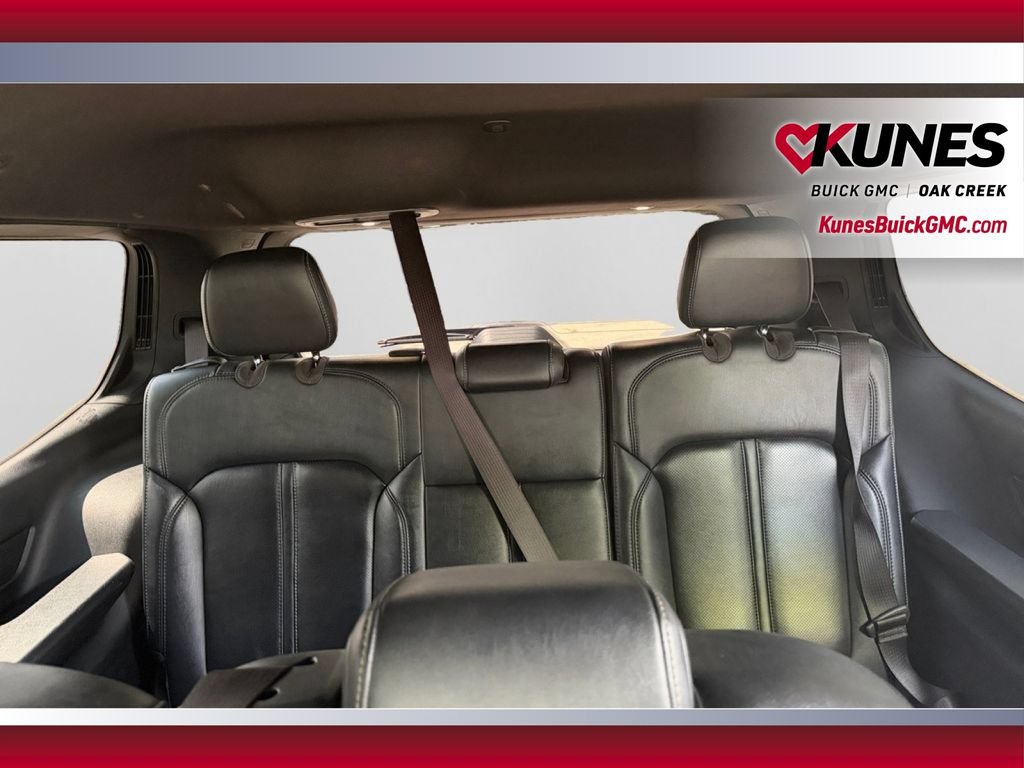 Used 2022 Jeep Wagoneer Series II AWD/4WD image 39