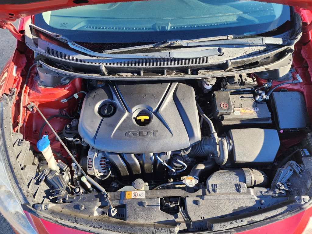 Used 2017 Hyundai Elantra GT FWD image 14