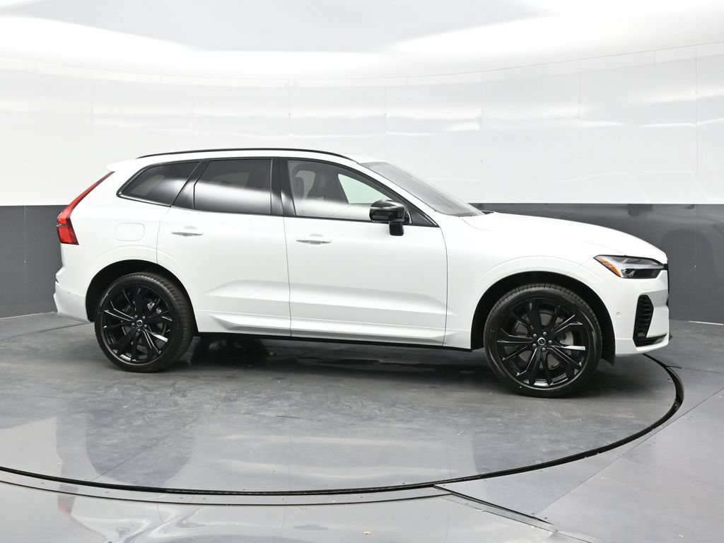 New 2026 Volvo XC60 T8 Ultra w/ Climate Package PRO AWD/4WD image 8