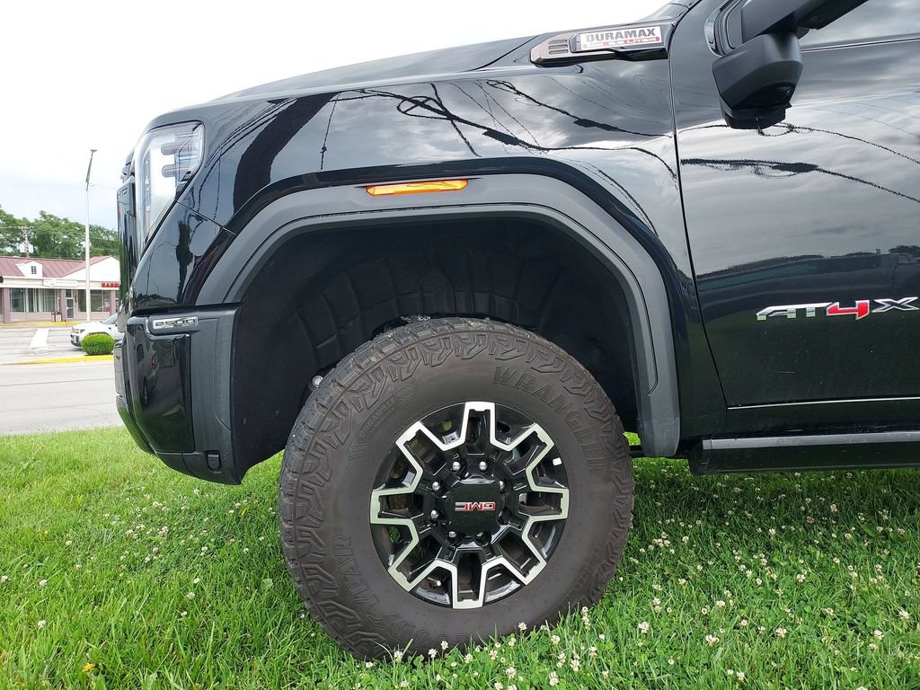 Used 2026 GMC Sierra 2500 AT4X AWD/4WD image 16